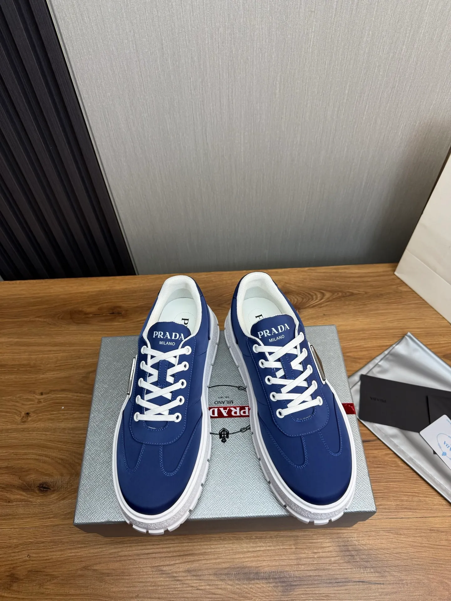 Men's shoes 💰560💰 [PRADA] Popular men's shoes shipped 👏Official website synchronized ⬆️Original imported waterproof fabric + cowhide lining, 1⃣️:1⃣️reproduction, original sole, 38-45 (45. Customized, non-refundable)